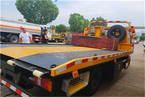 东光附近拖车电话号码服务